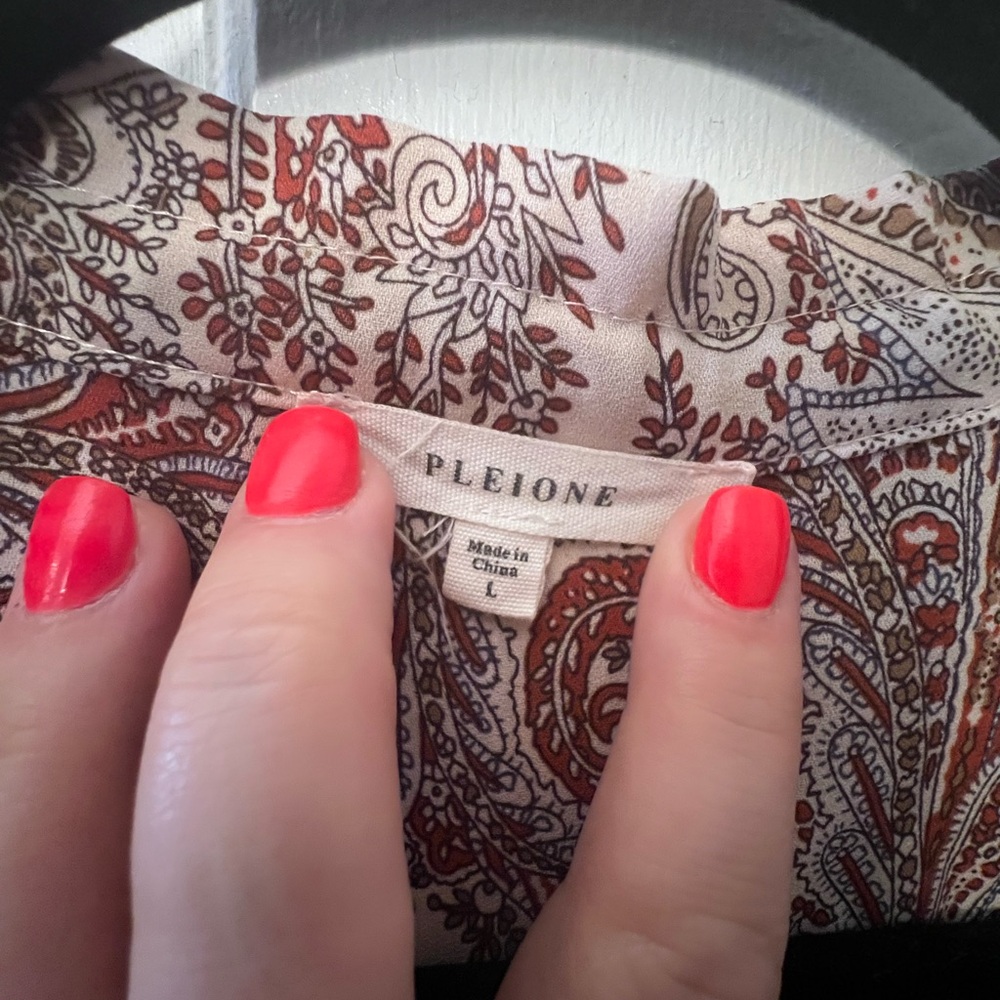 Paisley Print Women's Top - Picture 3 of 3